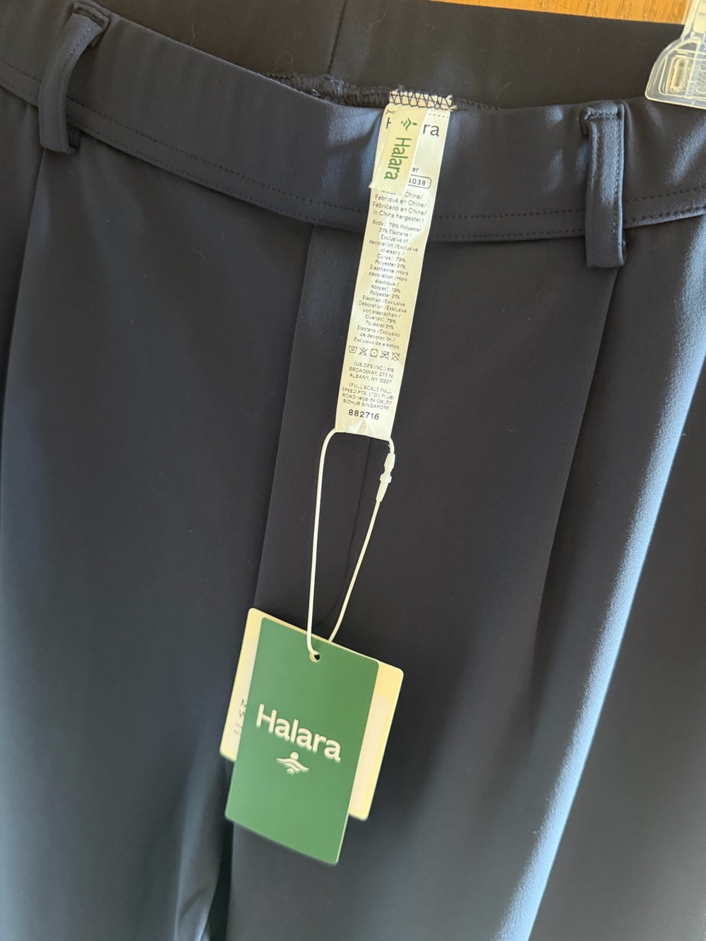 NWT Halara Navy Blue Flex DayStretch High Waisted Work Flare Pant Women’s Size M - Picture 4 of 10